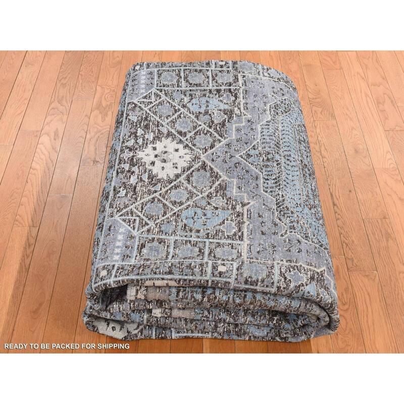 Shahbanu Rugs Columbia Blue Silk with Textured Wool HiLow Pile Mamluk
